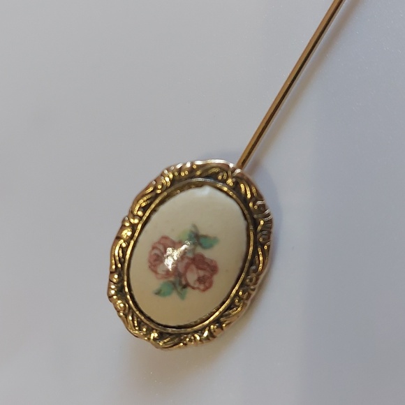Vintage Cameo Rose Stick Pin - Picture 2 of 5